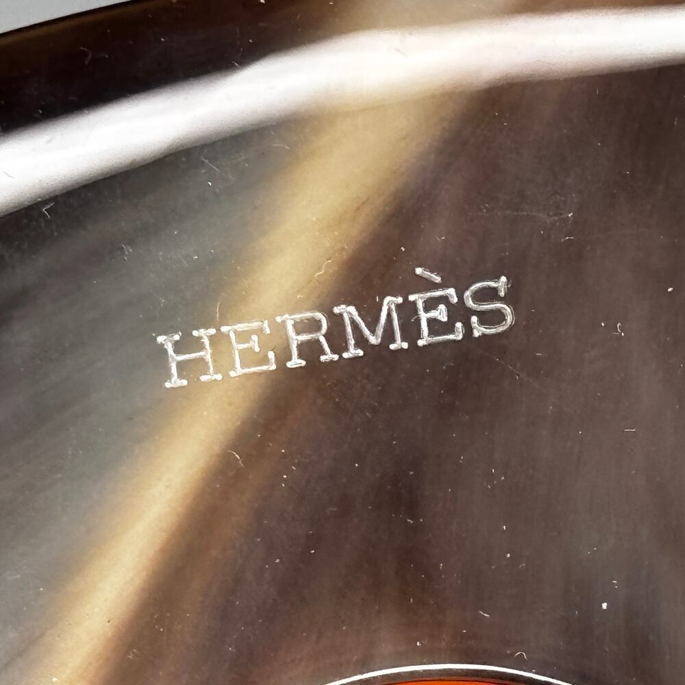 Hermès Dalva Buffalo Horn Lacquer Pendant Necklace with Box & Pouch - Picture 4 of 9